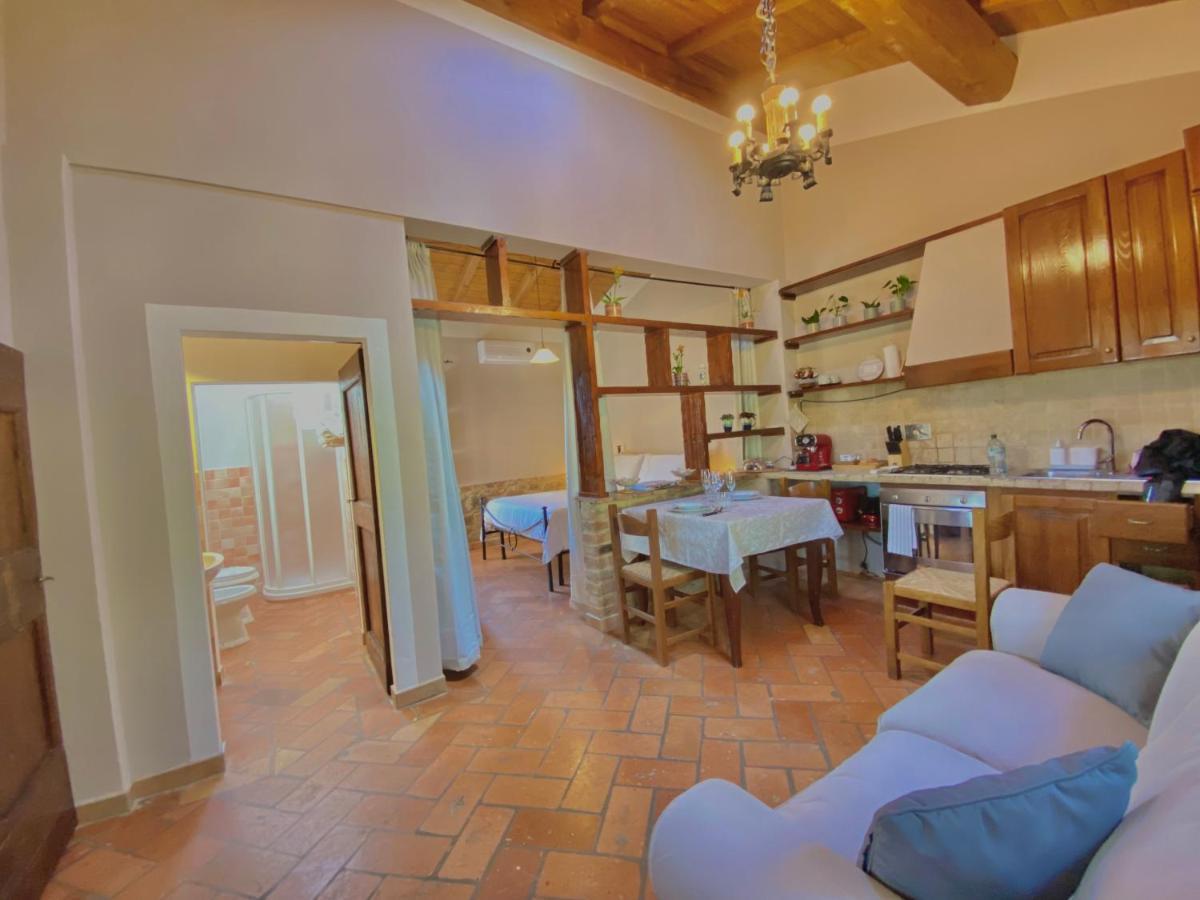 Casolare Del Maestrale - M&M Holiday House Perugia Bagian luar foto