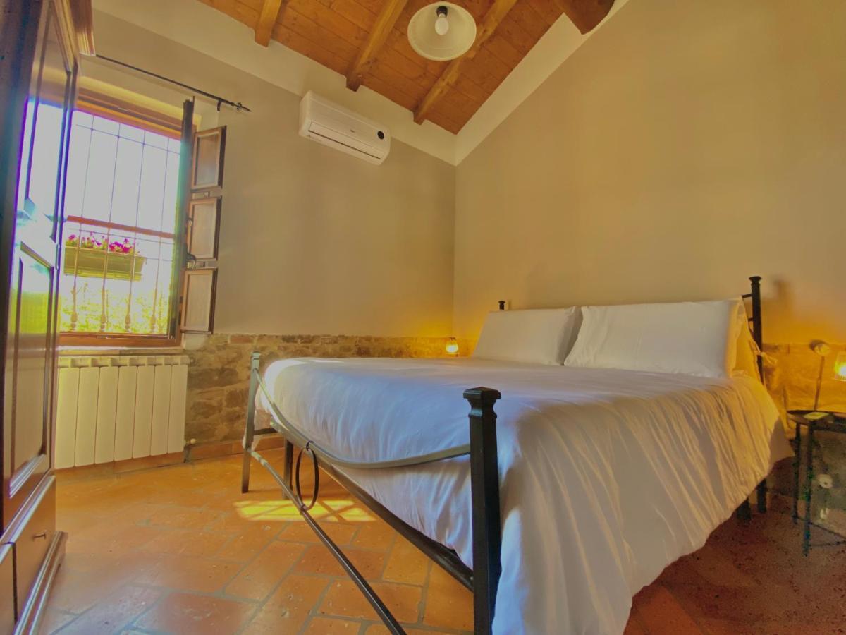 Casolare Del Maestrale - M&M Holiday House Perugia Bagian luar foto
