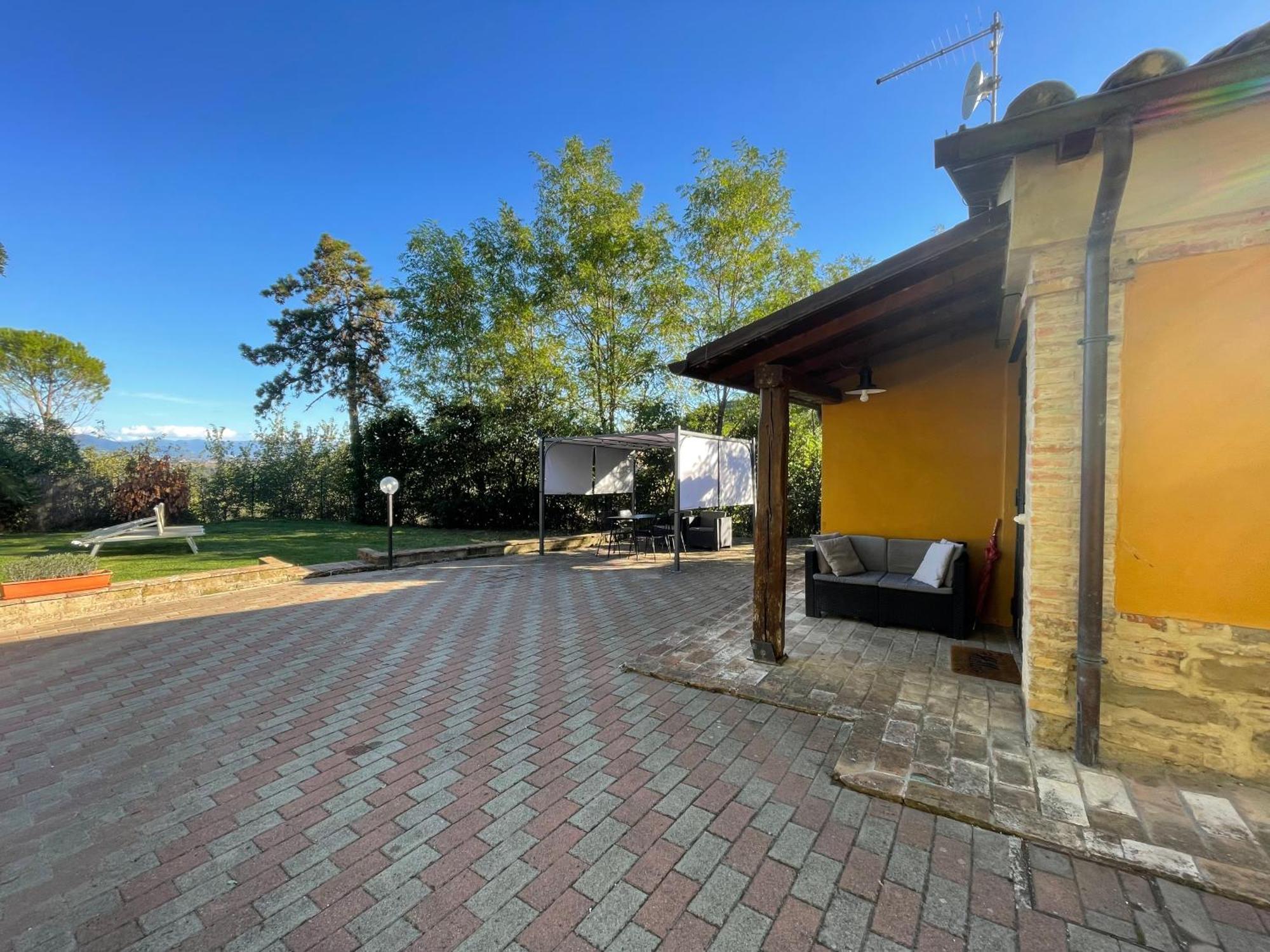 Casolare Del Maestrale - M&M Holiday House Perugia Bagian luar foto